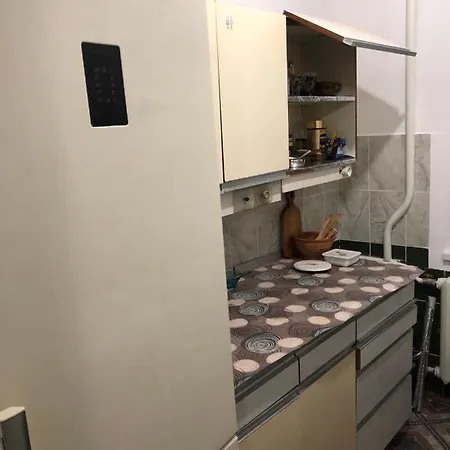 Apartment Hudozhnyk Yaremche